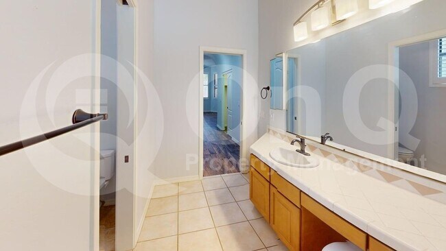 Building Photo - 151 Silverstone Pl