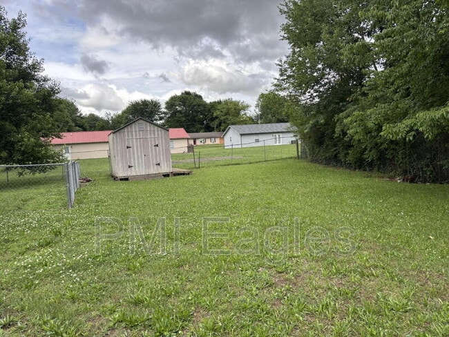 Building Photo - 1140 Timothy Ave
