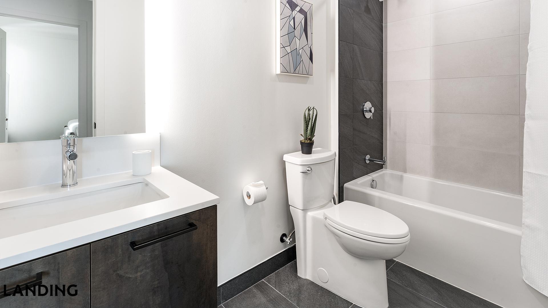 Building Photo - 632 Howard Rd SE