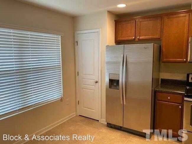 Building Photo - 3 br, 2.5 bath House - 8521 Quarton Drive