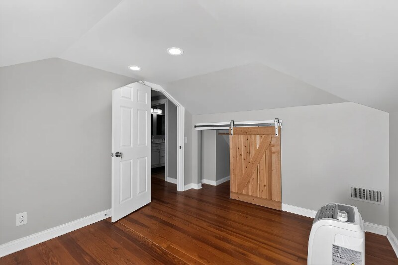 Building Photo - 4121 Marburg Ave