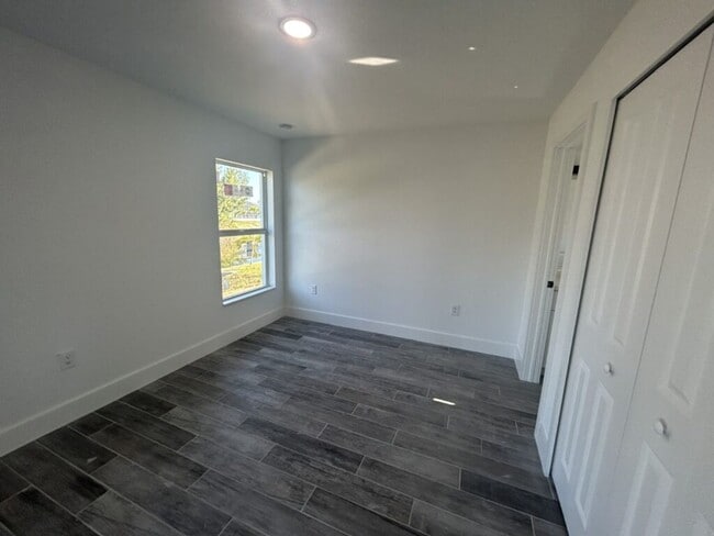 Building Photo - 1801 NW 13th Terrace