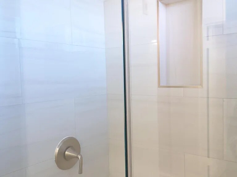 Building Photo - 12928 Moorpark St