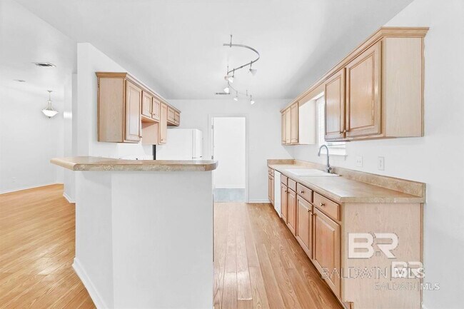 Building Photo - 8352 Preakness Ct