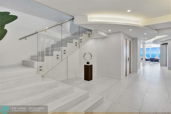 Building Photo - 701 N Fort Lauderdale Beach Blvd