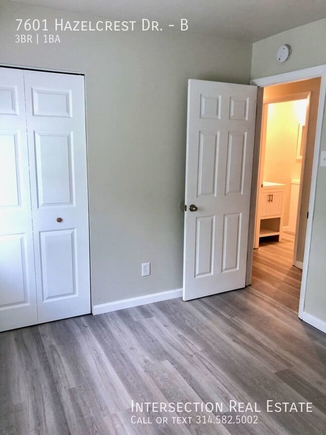 Building Photo - 7601 Hazelcrest Dr