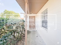 Building Photo - 5866 Charlton Dr