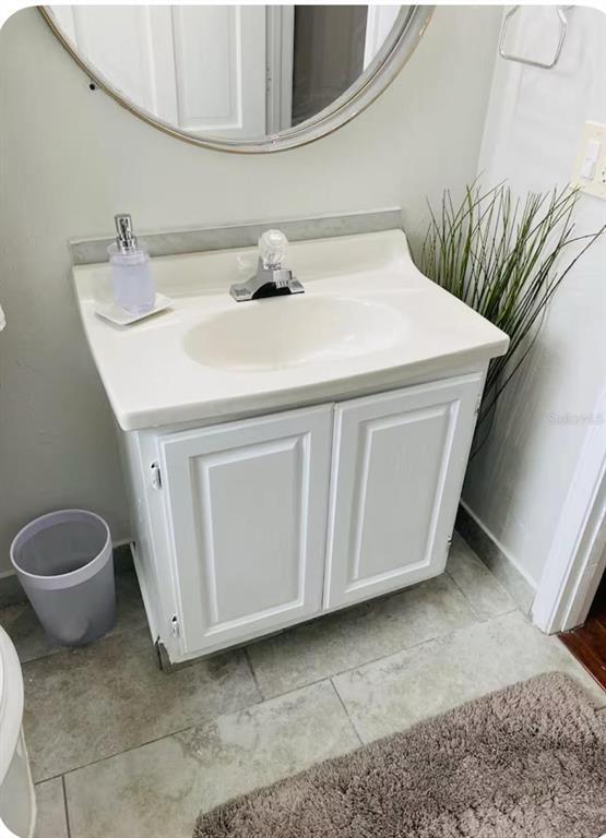 Building Photo - 2521 Lorraine St