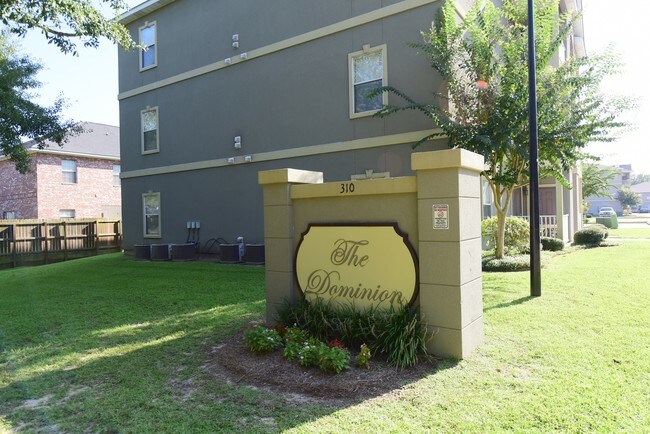 Building Photo - 317 Dominion Dr