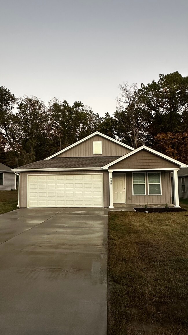 Primary Photo - 938 Osage Villa Ct