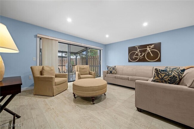 Building Photo - 833 Meadowland Dr