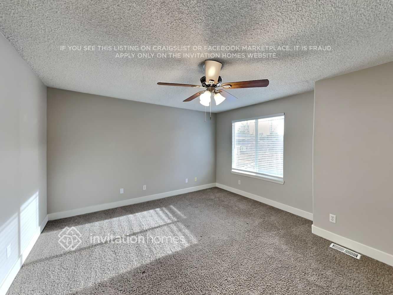 Building Photo - 9925 Stonebriar Ln