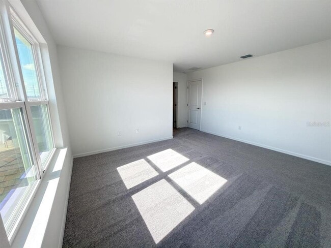 Building Photo - 1327 Normandy Dr