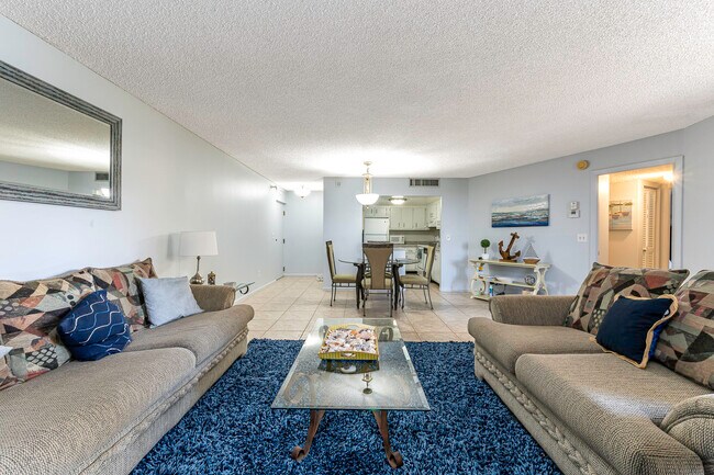 Building Photo - 2800 N Ocean Dr