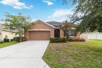 Building Photo - 2318 Sequoia Way