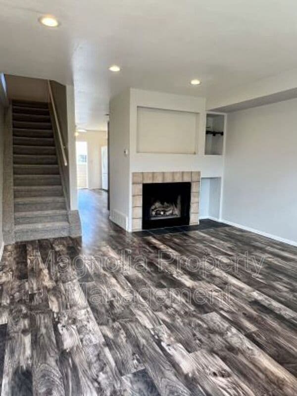 Building Photo - 5360 Solar Ridge Dr