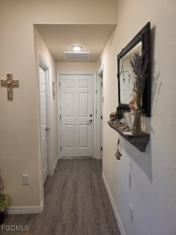 Building Photo - 1597 Rugby Cir