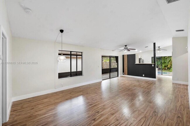 Building Photo - 5308 NW 92nd Ave