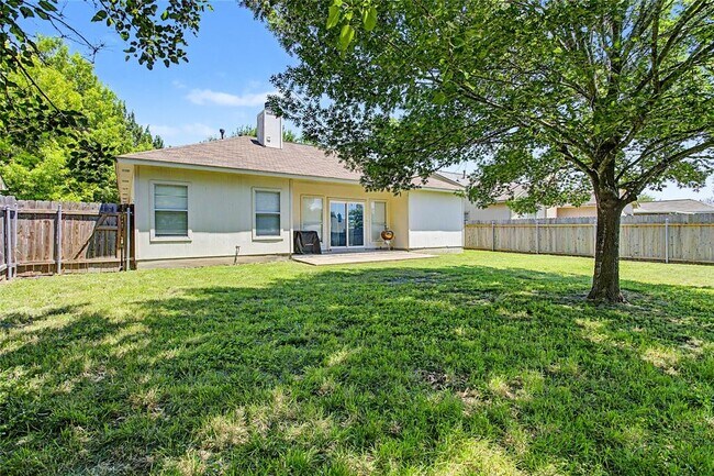Building Photo - 207 Kates Way
