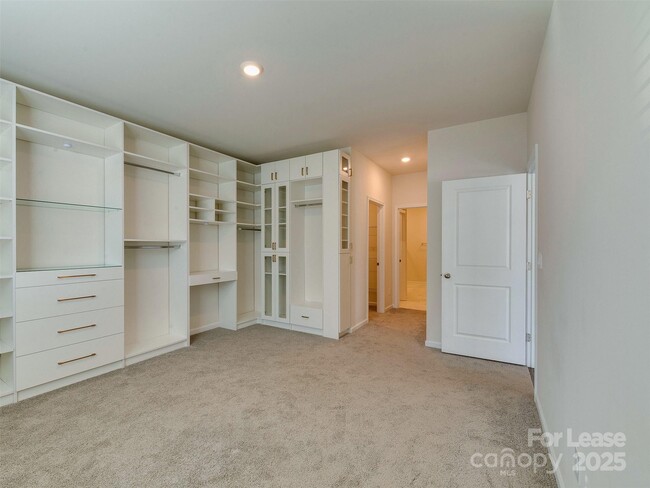 Building Photo - 3721 Stanley Crk Dr