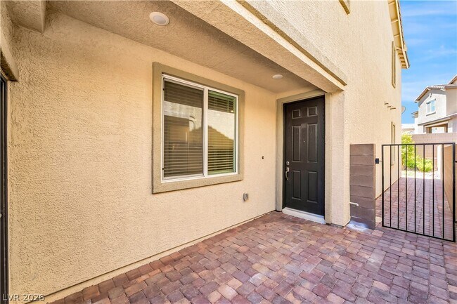 Building Photo - 1611 Dire Wolf Ave