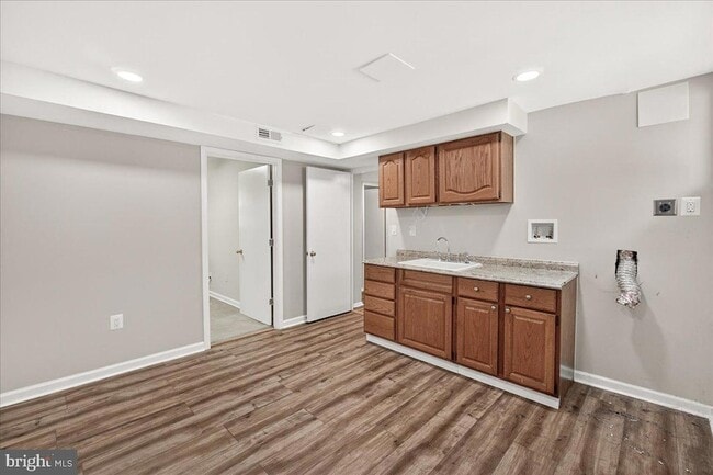 Building Photo - 11905 Hunters Ln