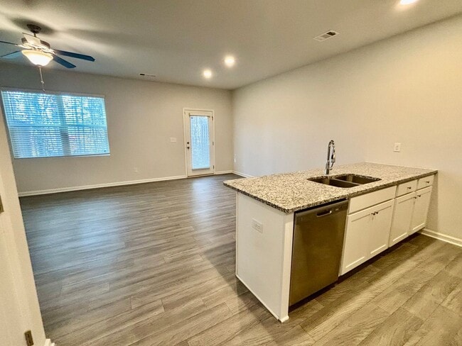 Building Photo - 2809 Ridgeview Dr