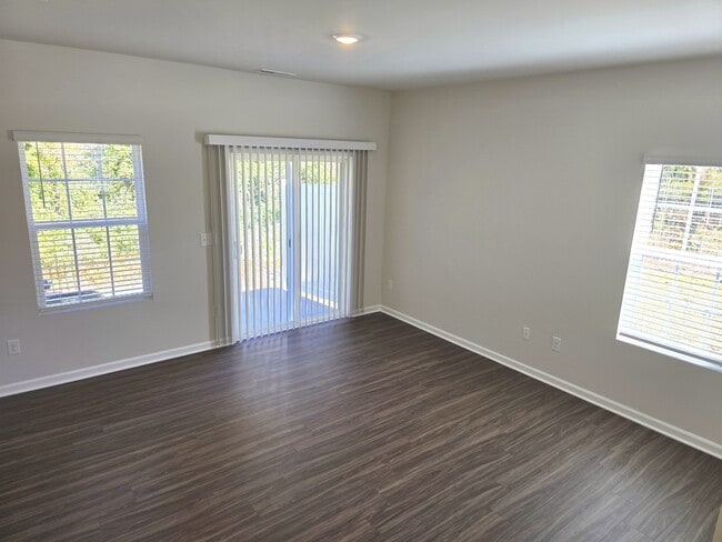 Building Photo - 1806 Autumn Mist Dr