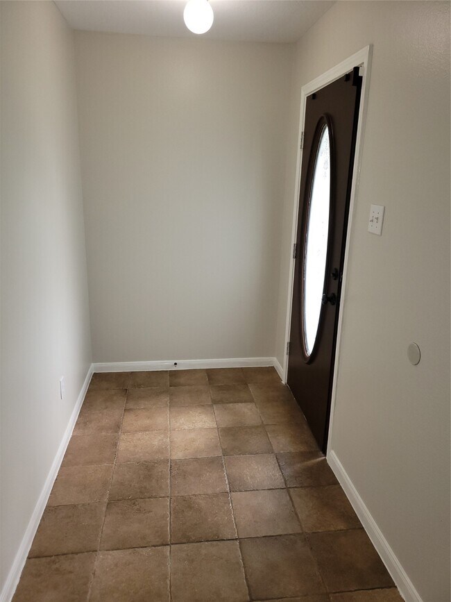 Building Photo - 11815 E Galwan Cir