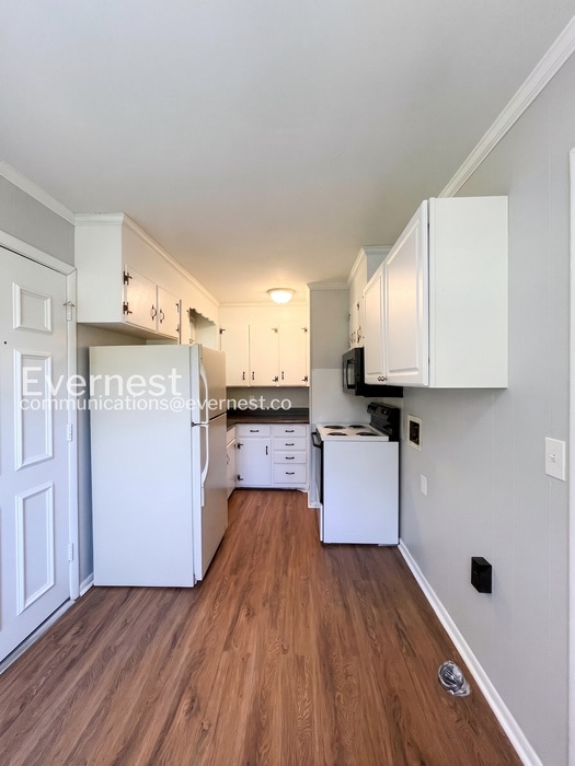 Building Photo - 338 Elysian Fields Rd