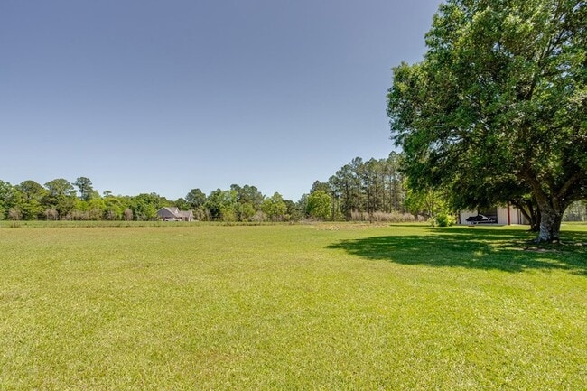 Building Photo - 12525 Indian Springs Rd