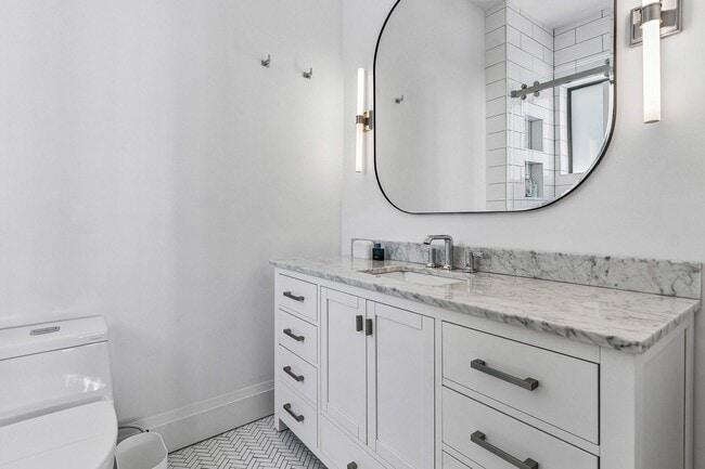 Building Photo - 16388 Bridlewood Cir