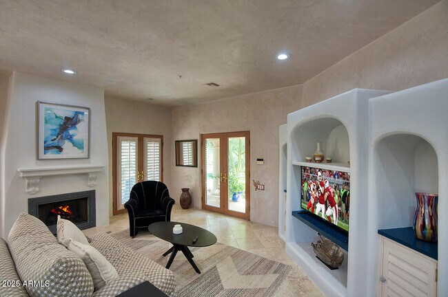 Building Photo - 10420 E Morning Vista Ln