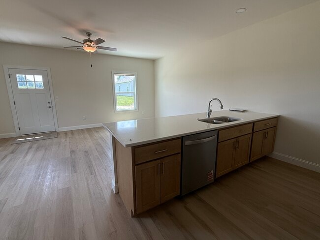 Building Photo - 499 S 100 E
