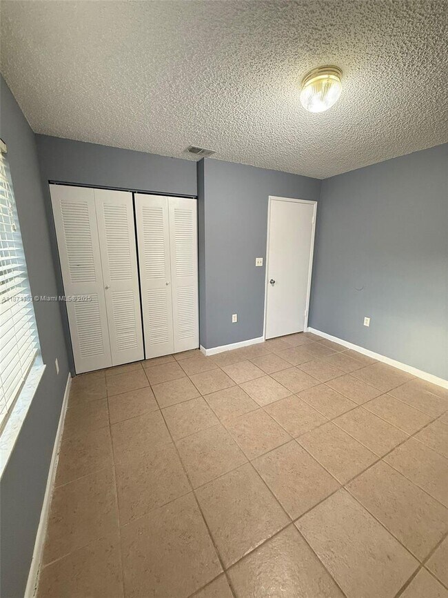 Building Photo - 4057 NW 90th Ave
