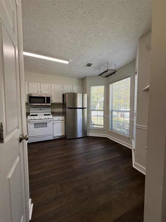 Building Photo - 2978 Lexington Trace Dr