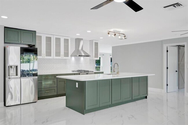 Building Photo - 5215 Denver St NE