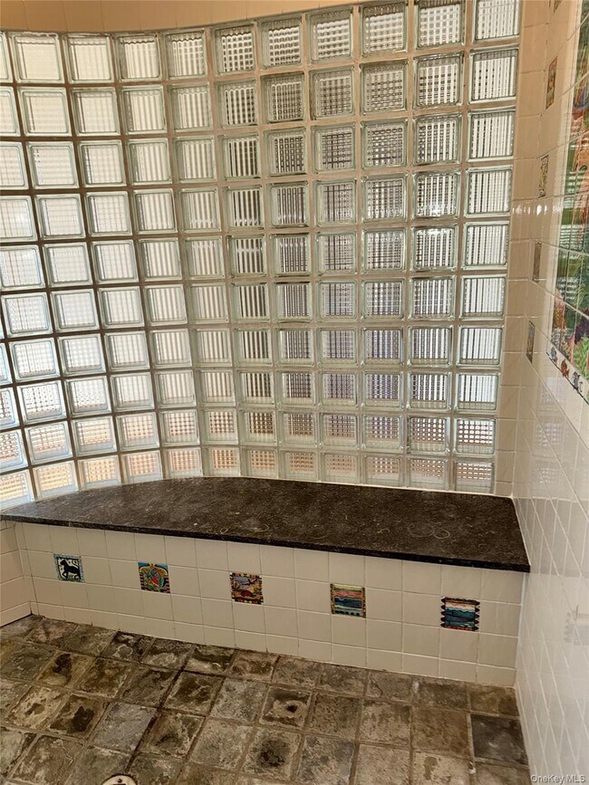 Building Photo - 22 Knight Rd