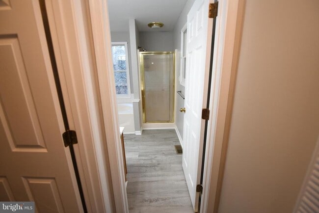 Building Photo - 20503 Chestnut Ridge Dr