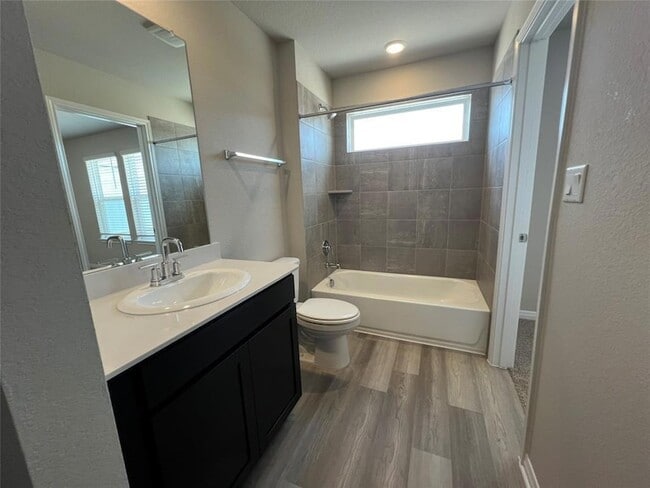 Building Photo - 1850 Settlers Glen Dr