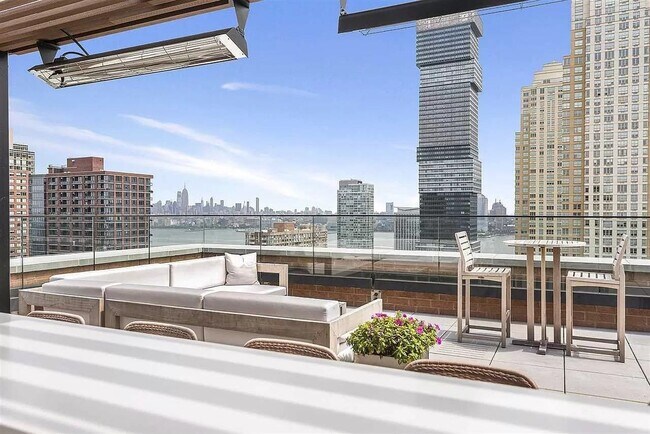 Building Photo - 10 Provost St