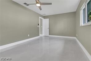 Building Photo - 1004 SW 51st Terrace