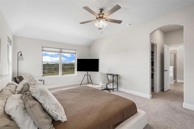 Building Photo - 1220 W Yarrow Ave