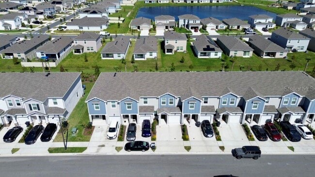 Building Photo - 2473 Skyline Lp