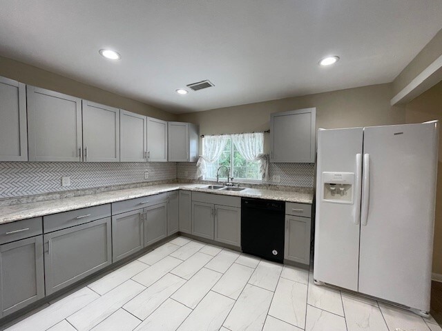 Building Photo - 2726 Mesquite Dr