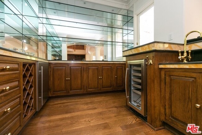 Building Photo - 1450 Cuesta Linda Dr