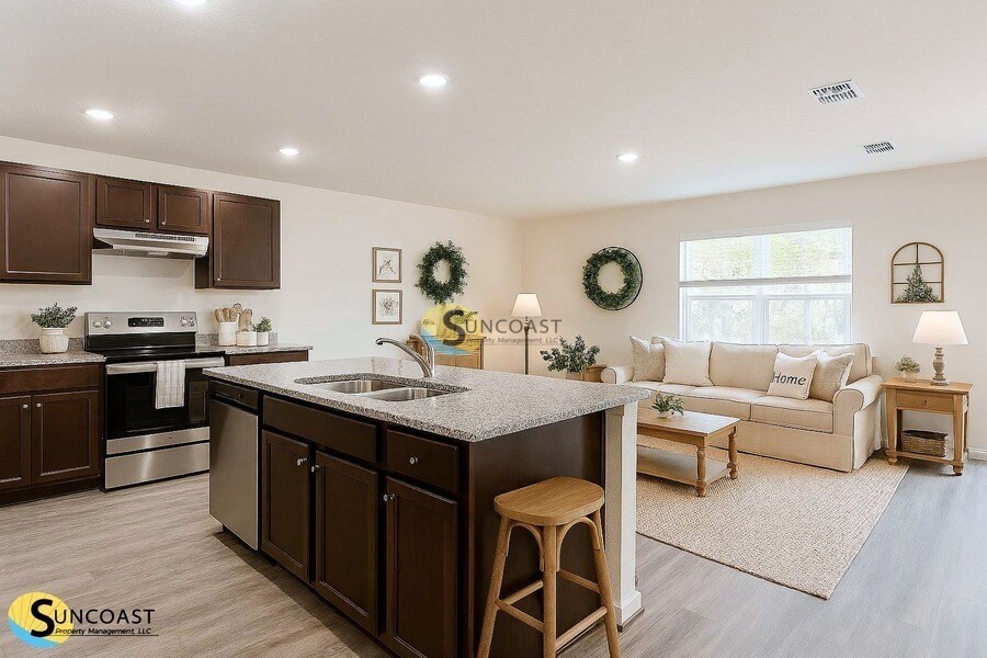 Building Photo - 42 Pine Hill Ln