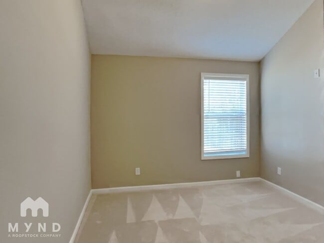 Building Photo - 3940 Cypress Pointe Dr