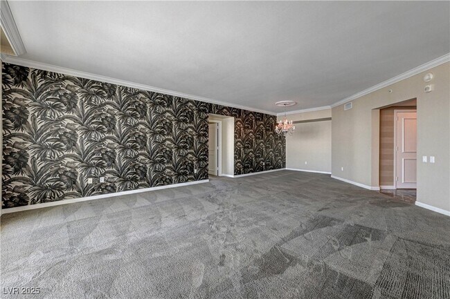 Building Photo - 2857 Paradise Rd