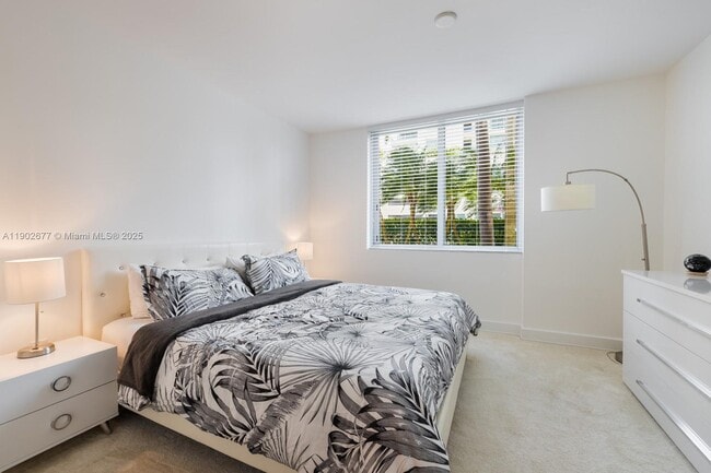 Building Photo - 7928 East Dr